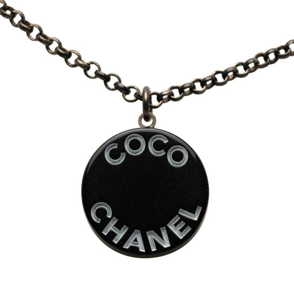 Chanel CC Logo Chain Round Pendant Necklace Plastic Black